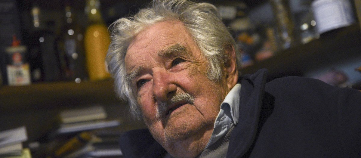 José Mujica anuncia que tiene un tumor en el esófago