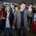 Paz parte a EEUU en su primer viaje como presidente electo