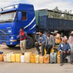 Ministerio de Economía y YPFB en contradicciones por falta de divisas y combustible