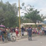 Pobladores de Quillacollo dan cuarto intermedio en el bloqueo en la ruta Cochabamba – La Paz