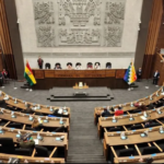 Medinaceli no se presenta a sesión de interpelación en la Asamblea, el pleno entra en cuarto intermedio