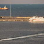 Irán declara “totalmente abierto” el estrecho de Ormuz hasta el fin del alto el fuego