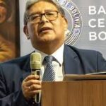 Juez beneficia a Rojas, expresidente del BCB, con detención domiciliaria