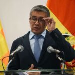 Paz destituye a Gabriel Espinoza y designa a Óscar Mario Justiniano como ministro interino
